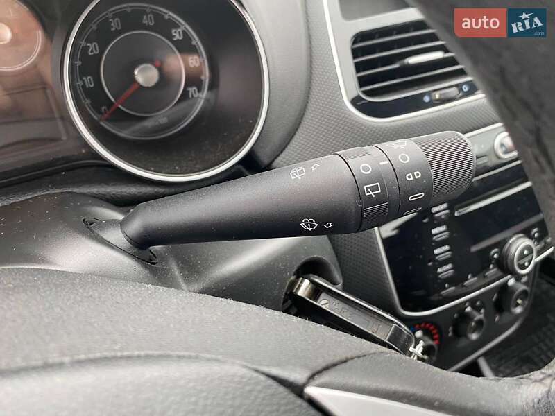 Хэтчбек Fiat Punto 2013 в Черновцах