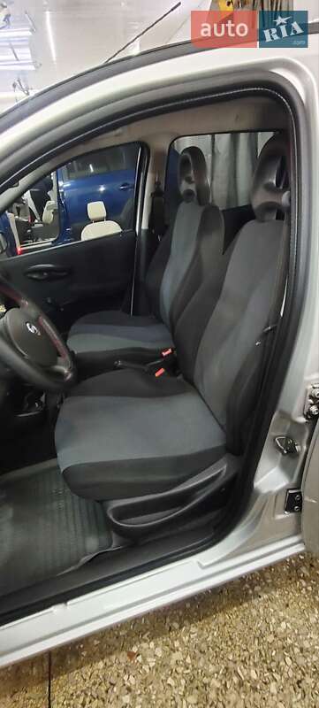 Хэтчбек Fiat Punto 2007 в Киеве