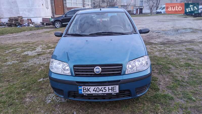 Хэтчбек Fiat Punto 2006 в Здолбунове