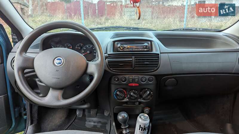 Хэтчбек Fiat Punto 2006 в Здолбунове