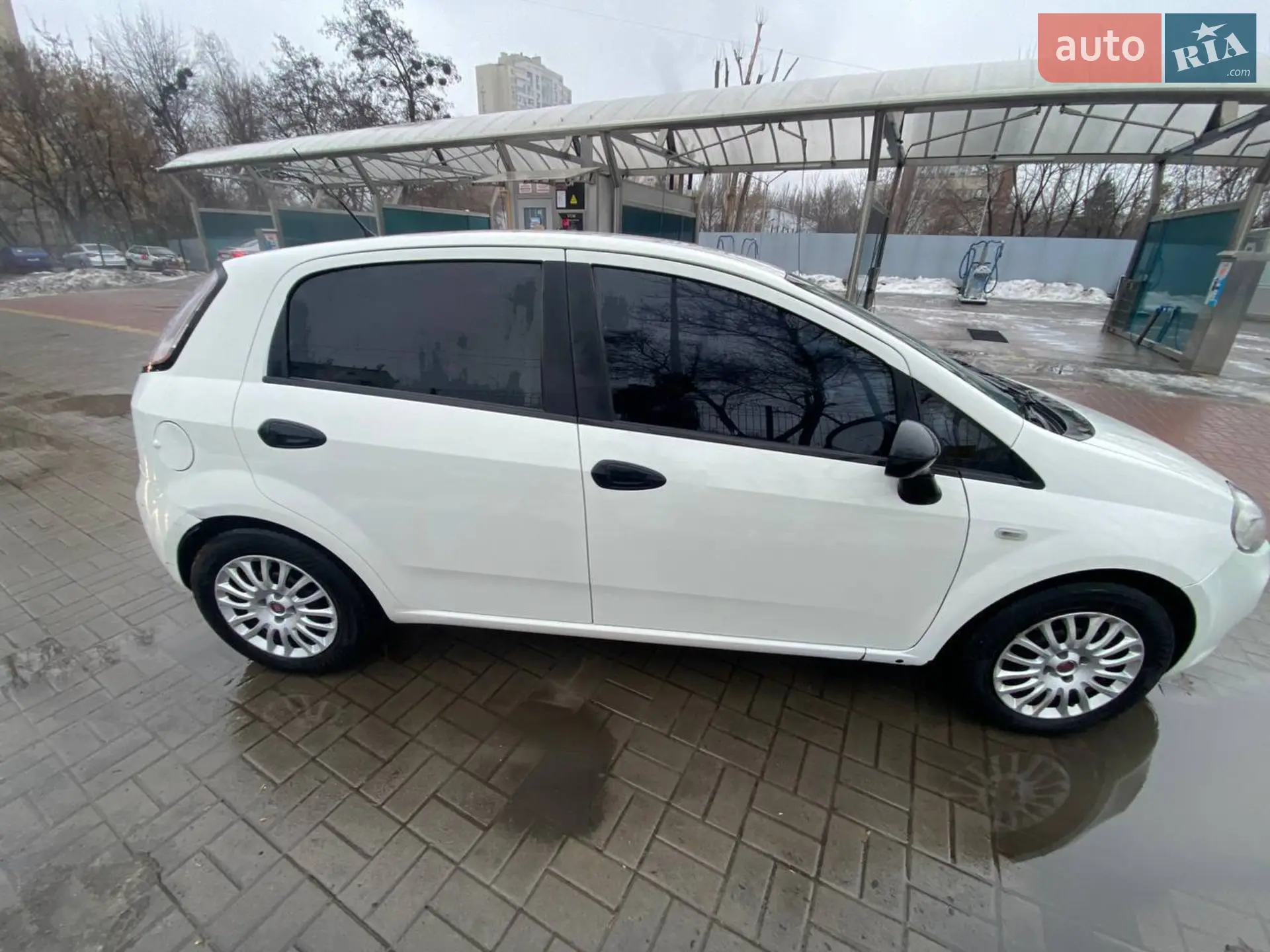2013 Fiat Punto - мініатюра 2