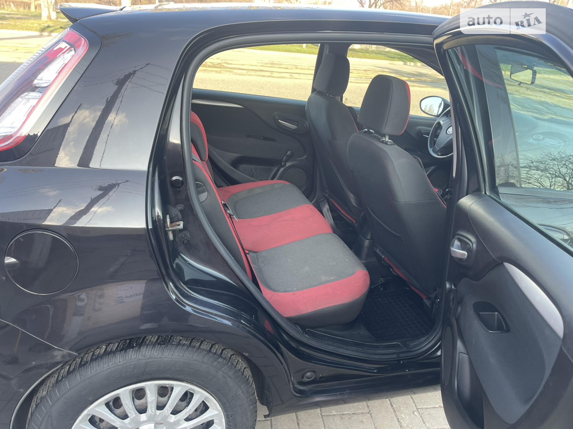 2012 Fiat Punto - мініатюра 27