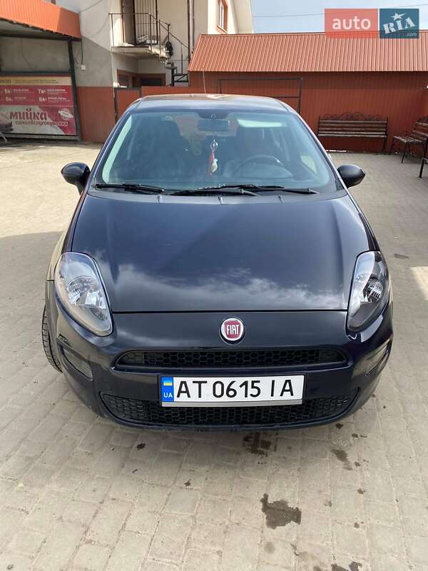 Хетчбек Fiat Punto 2013 в Косові