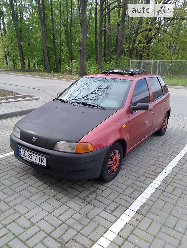 Хэтчбек Fiat Punto 1996 в Виннице