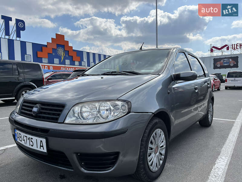 Хэтчбек Fiat Punto 2005 в Виннице