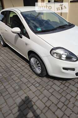 Хэтчбек Fiat Punto 2013 в Львове