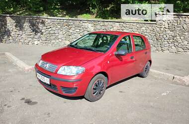 Хэтчбек Fiat Punto 2010 в Киеве