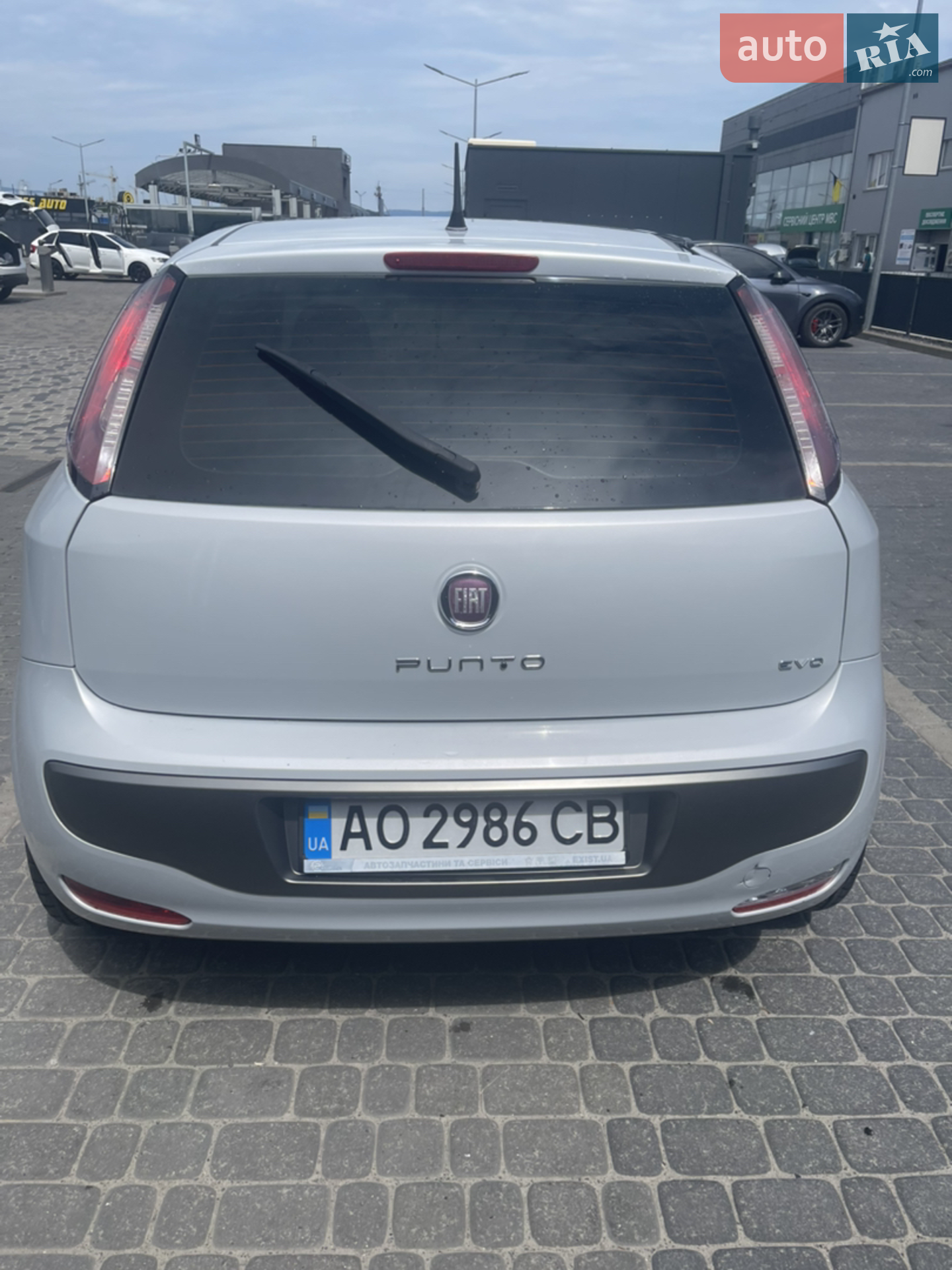 2011 Fiat Punto - мініатюра 2