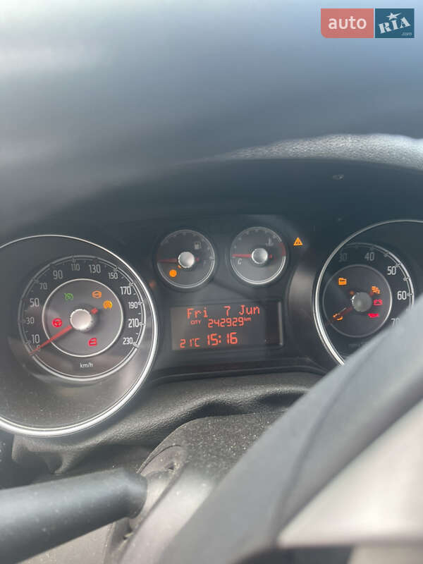 Хэтчбек Fiat Punto 2011 в Мукачево