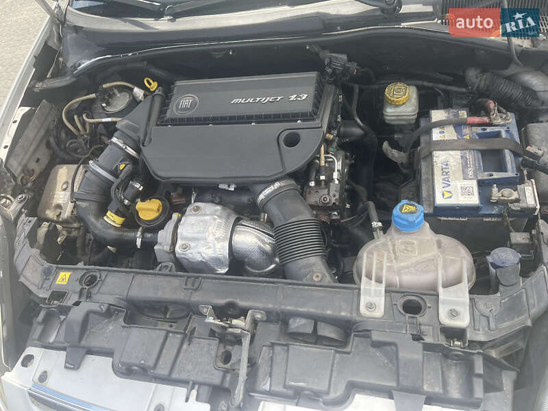 Хэтчбек Fiat Punto 2011 в Мукачево