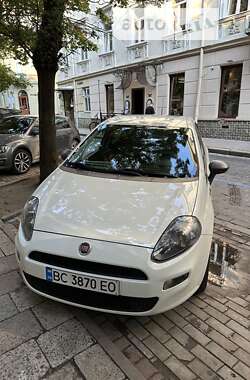 Хетчбек Fiat Punto 2014 в Львові