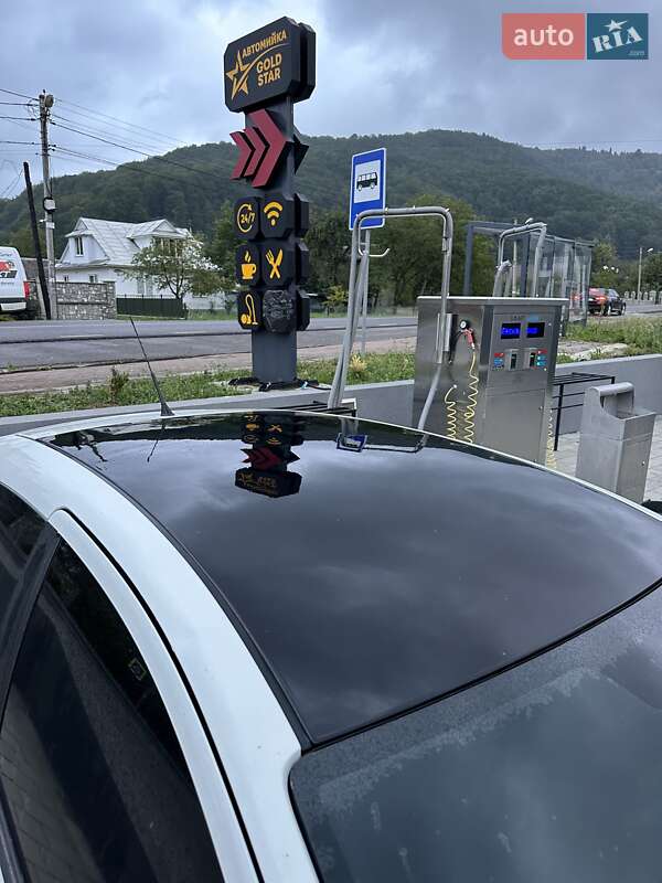 Хэтчбек Fiat Punto 2009 в Яремче