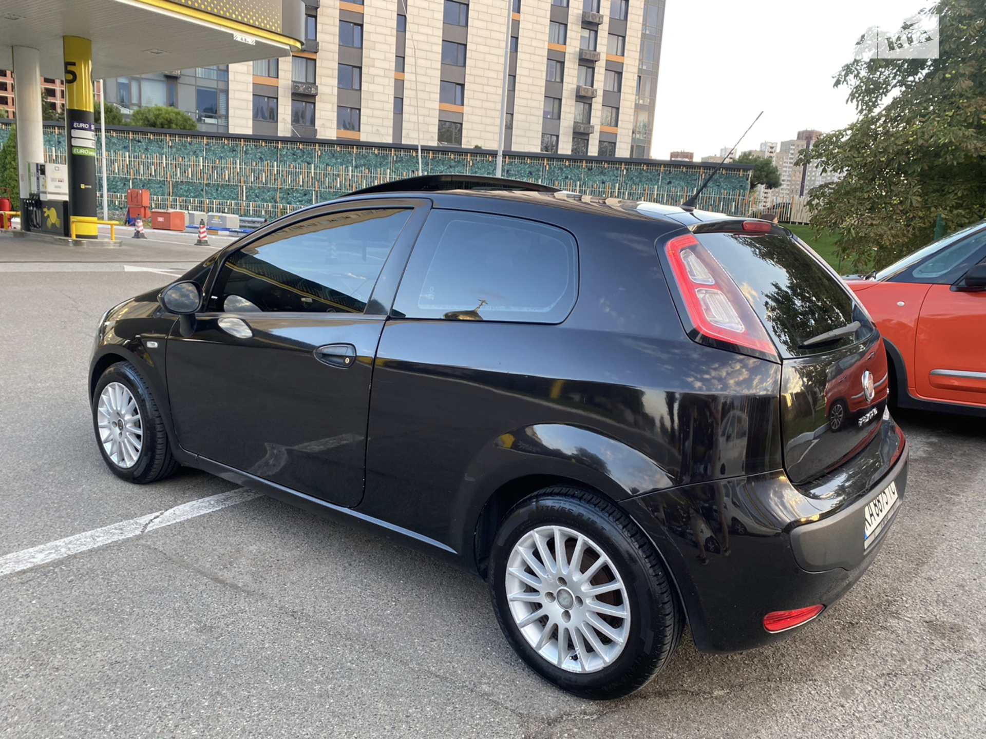 2010 Fiat Punto - мініатюра 7