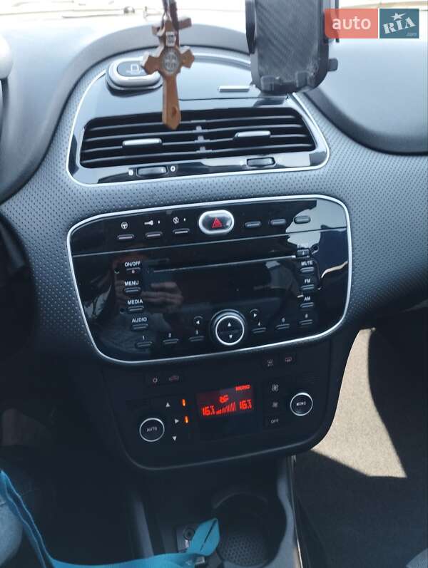 Хэтчбек Fiat Punto 2011 в Калуше