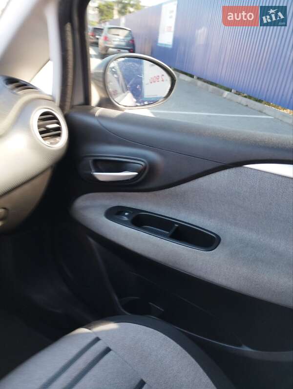 Хэтчбек Fiat Punto 2011 в Калуше