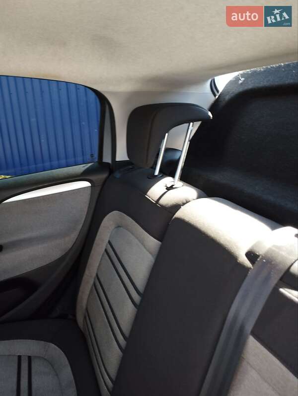 Хэтчбек Fiat Punto 2011 в Калуше