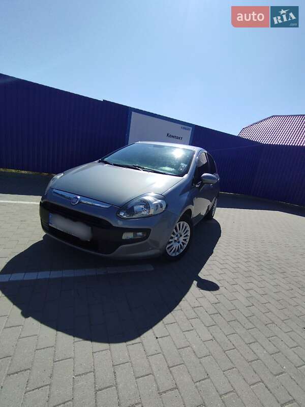Хэтчбек Fiat Punto 2011 в Калуше