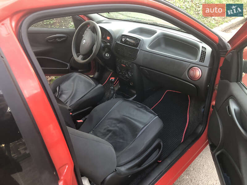 Хэтчбек Fiat Punto 2005 в Тернополе