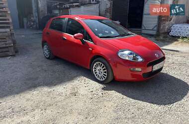 Хэтчбек Fiat Punto 2012 в Ивано-Франковске