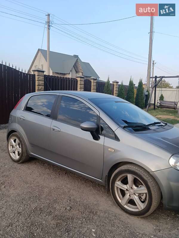 Хэтчбек Fiat Punto 2007 в Луцке