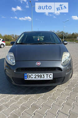 Хэтчбек Fiat Punto 2012 в Стрые