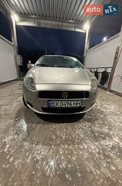 Хэтчбек Fiat Punto 2007 в 