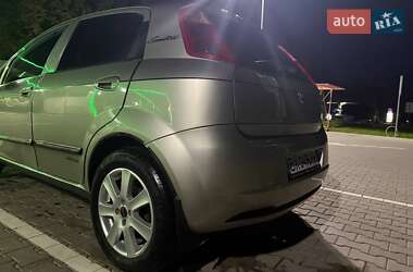 Хэтчбек Fiat Punto 2007 в 