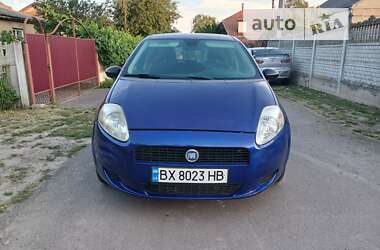 Хетчбек Fiat Punto 2009 в Рівному