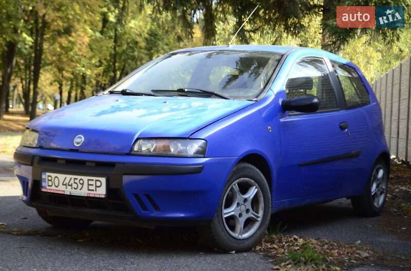 Хэтчбек Fiat Punto 2002 в Полтаве