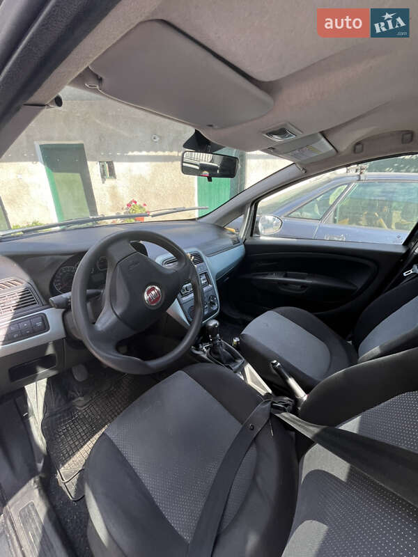 Хетчбек Fiat Punto 2011 в Підволочиську