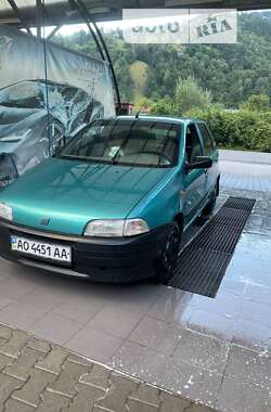 Хетчбек Fiat Punto 1994 в Рахові