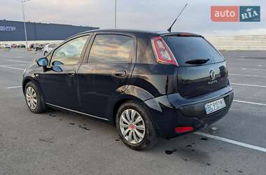 Хэтчбек Fiat Punto 2011 в Львове