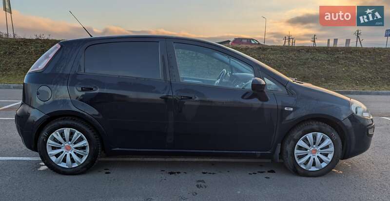 Хэтчбек Fiat Punto 2011 в Львове фото 7 Хэтчбек Fiat Punto 2011 в Львове