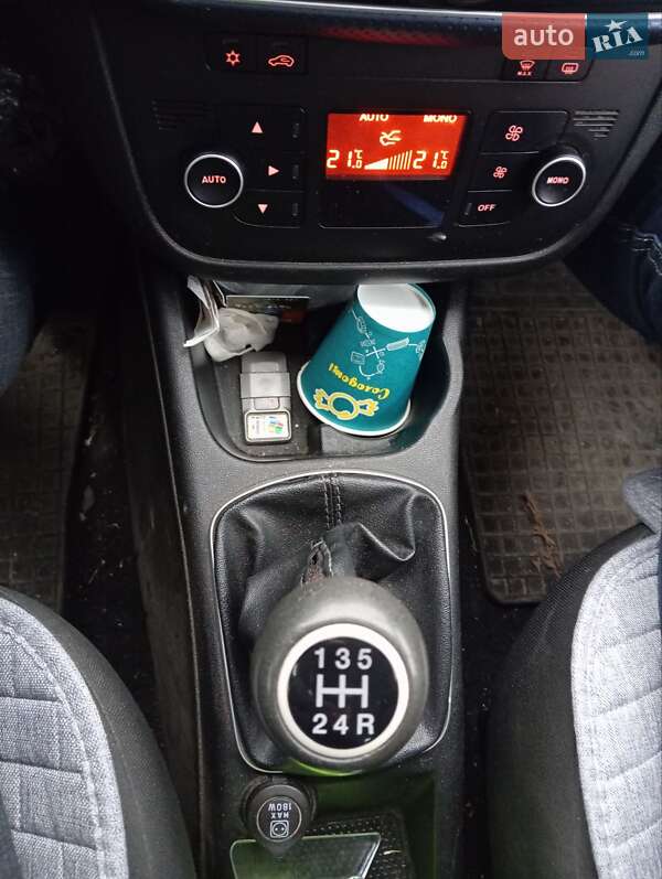 Хетчбек Fiat Punto 2010 в Городенці