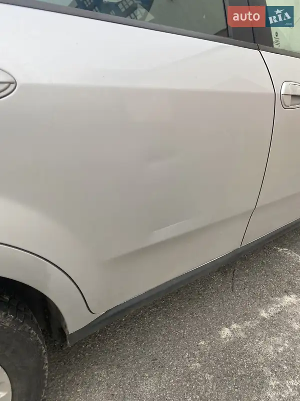 Хэтчбек Fiat Punto 2011 в 