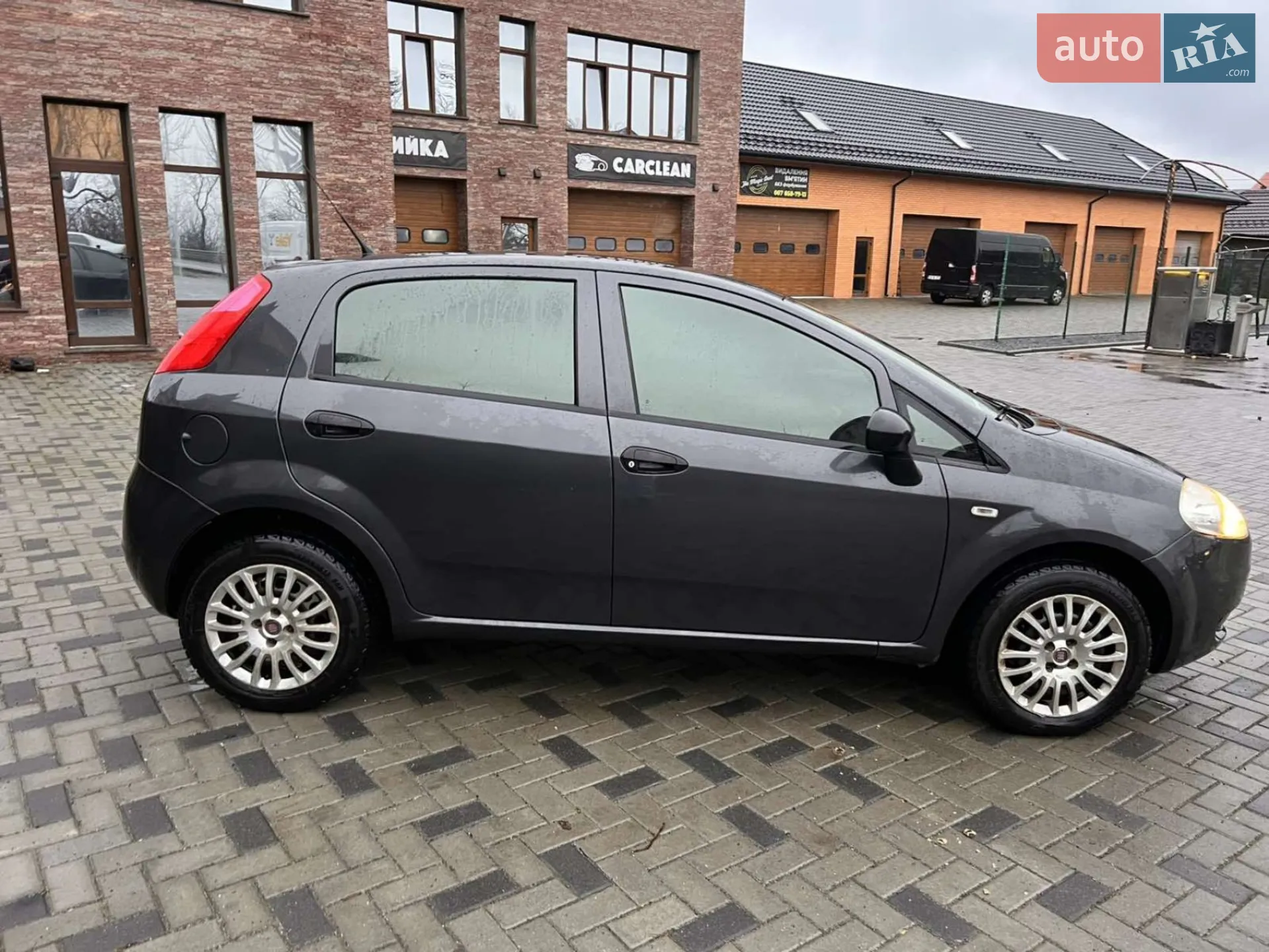 2011 Fiat Punto - мініатюра 4