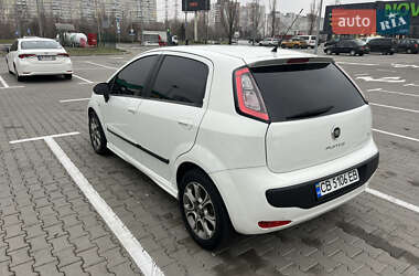 Хэтчбек Fiat Punto 2011 в Киеве