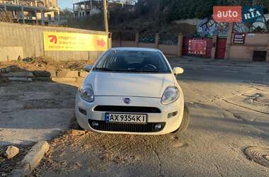 Хэтчбек Fiat Punto 2017 в Киеве