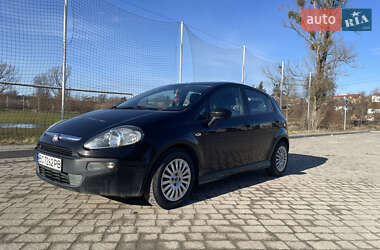 Хэтчбек Fiat Punto 2010 в Львове