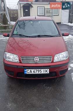 Хетчбек Fiat Punto 2009 в Каневі