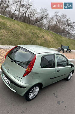 Хэтчбек Fiat Punto 2001 в Одессе