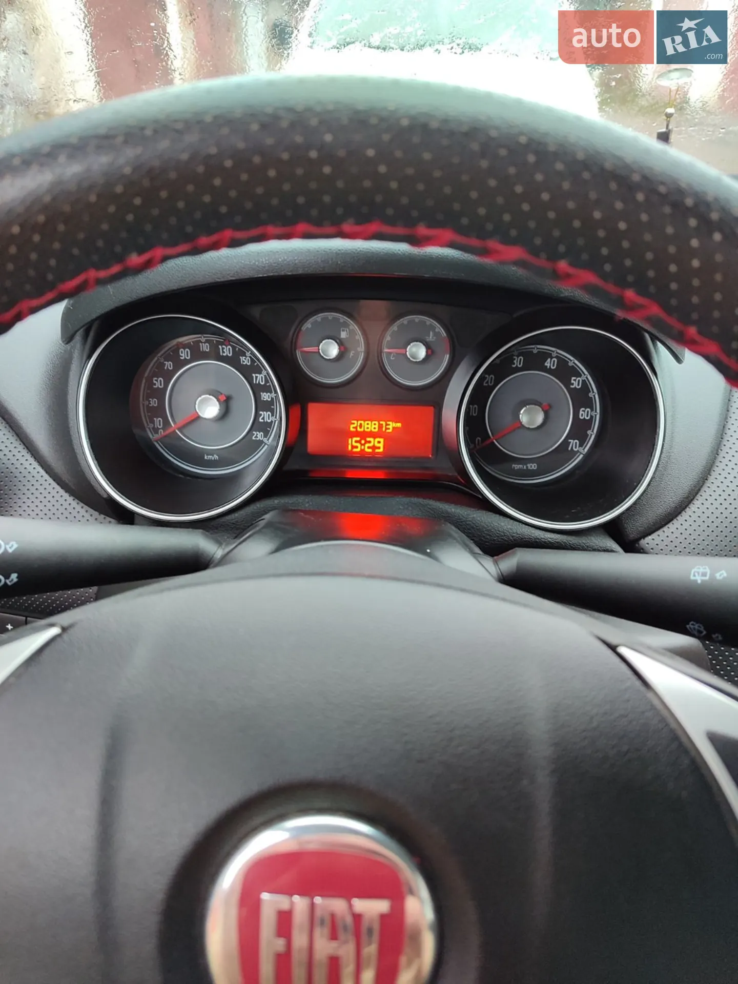 2011 Fiat Punto - мініатюра 12