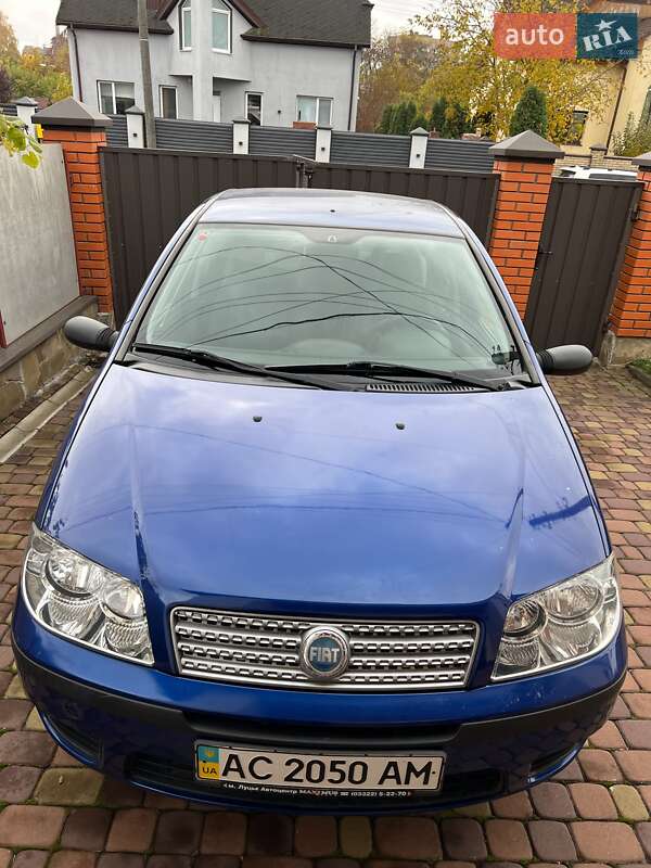 Хэтчбек Fiat Punto 2007 в Луцке