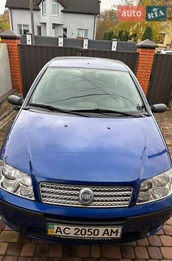 Хэтчбек Fiat Punto 2007 в 