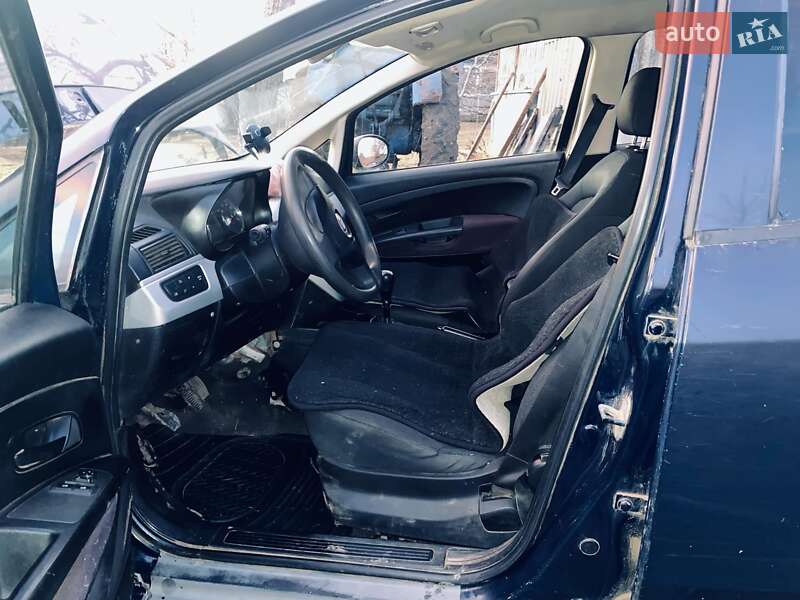 Хэтчбек Fiat Punto 2009 в Любашевке фото 6 Хэтчбек Fiat Punto 2009 в Любашевке