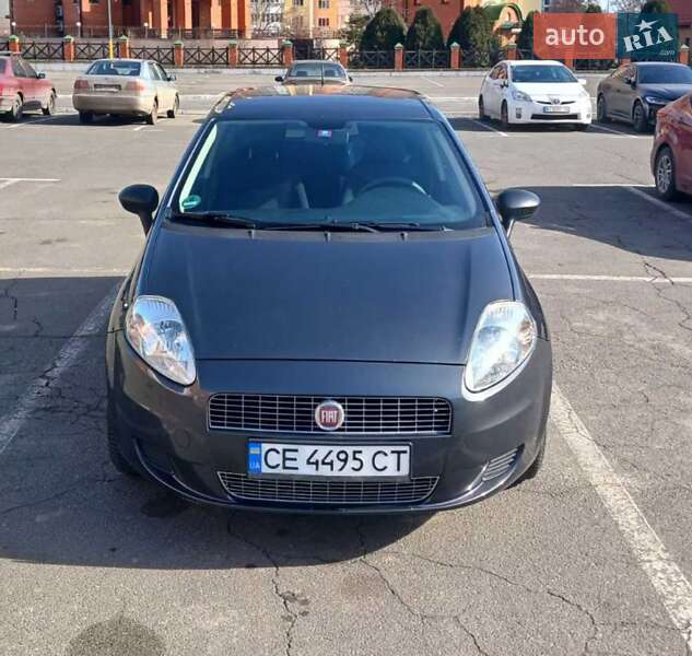 Хэтчбек Fiat Punto 2009 в Киеве
