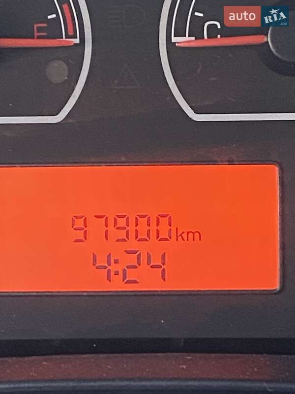 Хэтчбек Fiat Punto 2011 в Прилуках