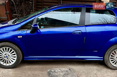 Хэтчбек Fiat Punto 2007 в 
