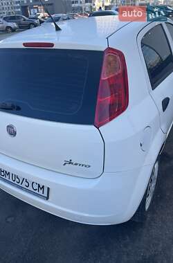 Хэтчбек Fiat Punto 2009 в 