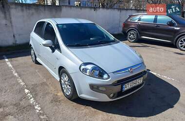 Хэтчбек Fiat Punto 2010 в 
